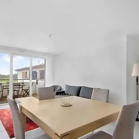 Le Lamartine - T3 Dans Un Parc Apartment *