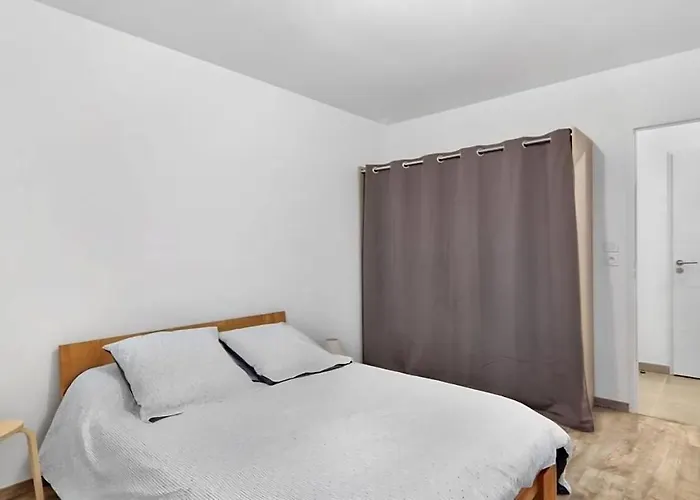 Le Lamartine - T3 Dans Un Parc דירה *